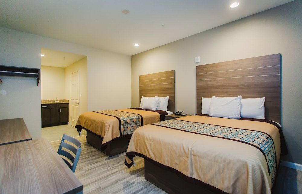 Standard Room, 2 Double Beds, Non Smoking