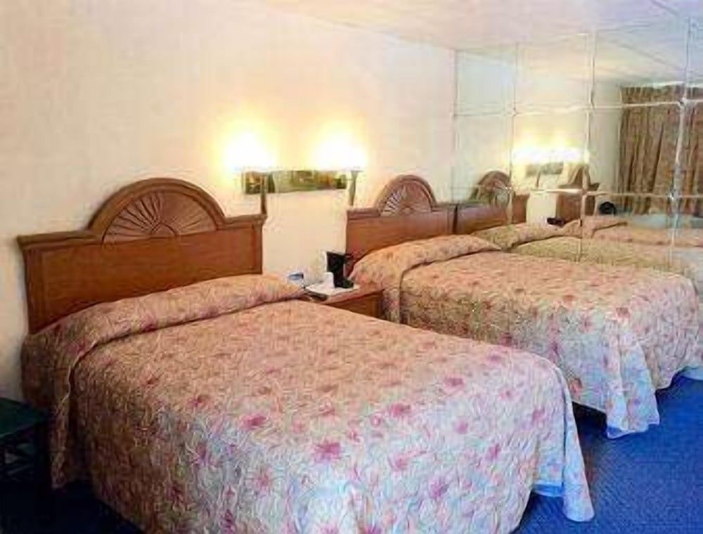 Room, 2 Double Beds, Non Smoking