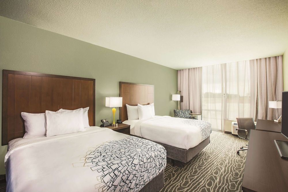 Room, 2 Queen Beds, Accessible, Non Smoking (Mobility/Hearing Impaired Accessible)