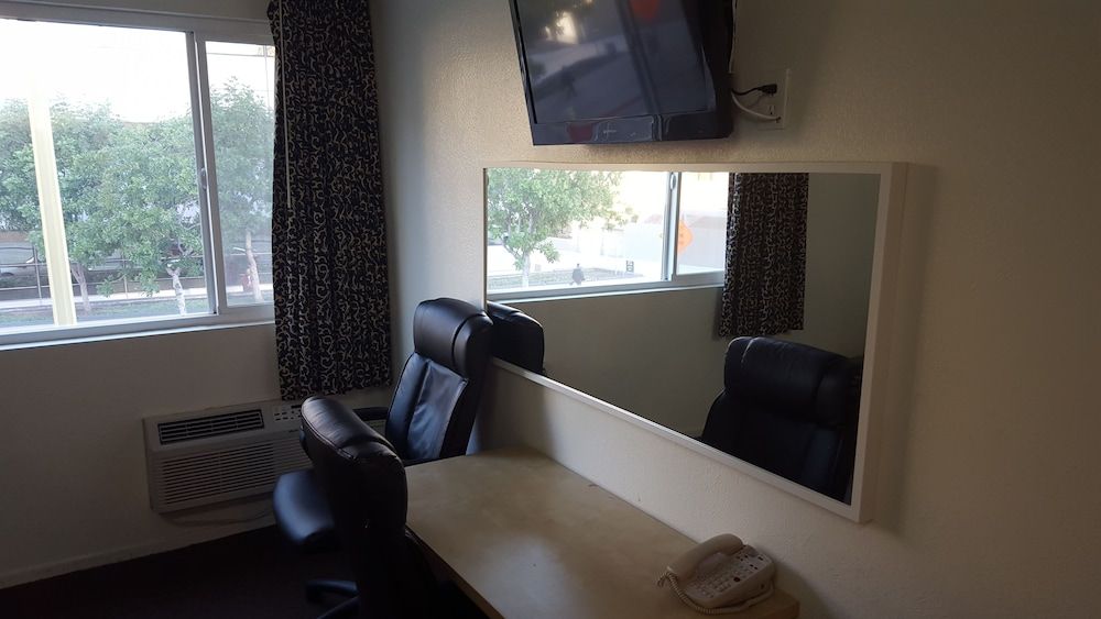 undefined City Center Hotel 9