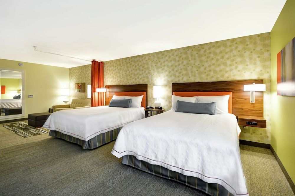 Studio, 2 Queen Beds, Accessible, Non Smoking (Mobility & Hearing, Roll-in Shower)