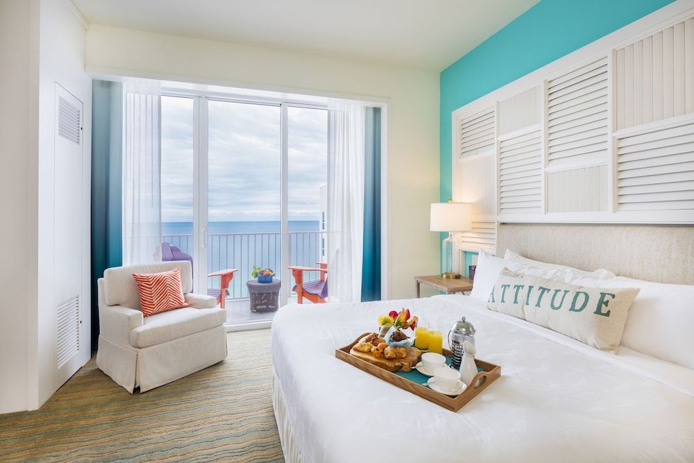 Room, 1 King Bed, Oceanfront (Paradise )