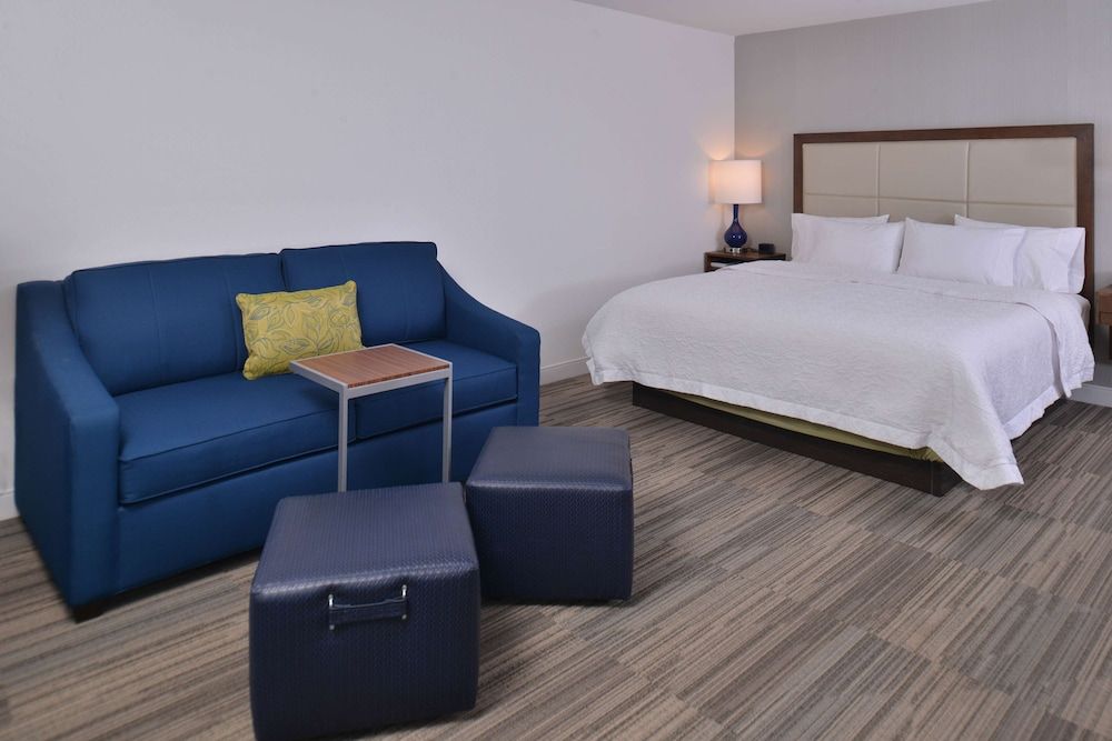 Room, 1 King Bed, Accessible, Non Smoking (Hearing Impaired)