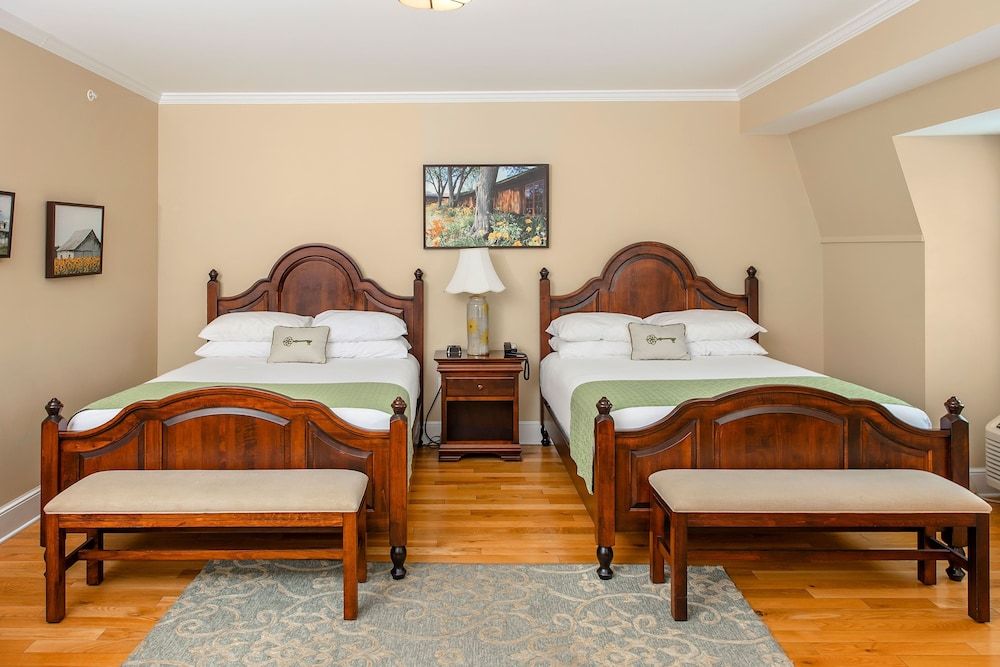 Mills Park Hotel Premier Suite