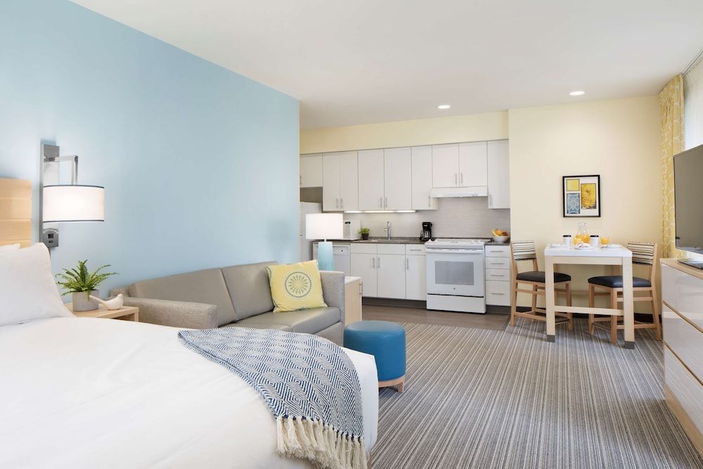 Suite, Multiple Beds