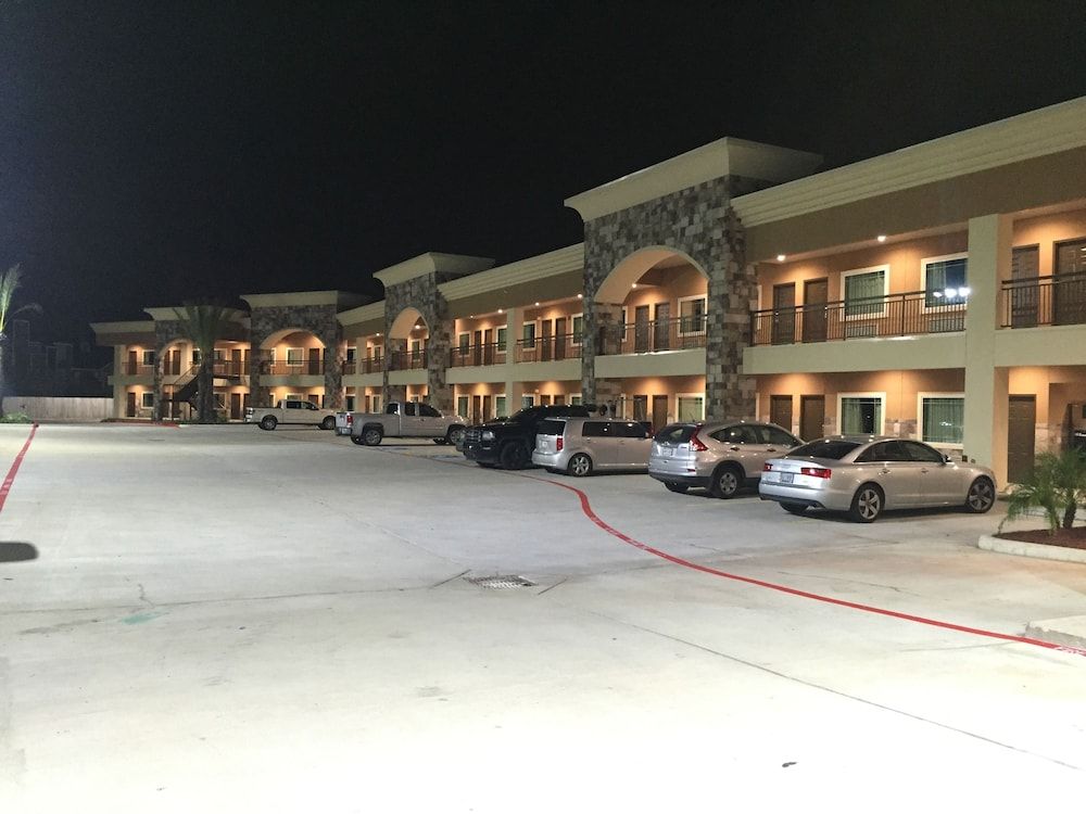 undefined Econo Lodge Inn & Suites Houston NW - CY - Fair 7