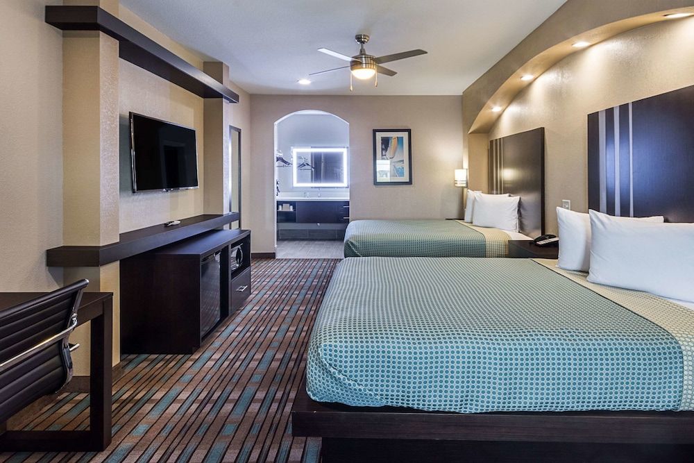 undefined Econo Lodge Inn & Suites Houston NW - CY - Fair 9