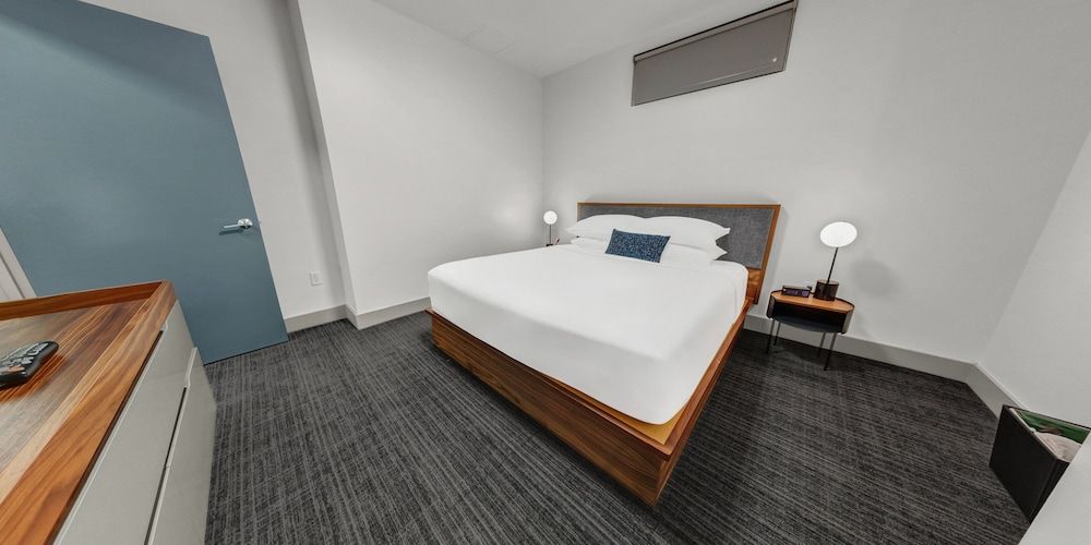 Kimpton Schofield Hotel by IHG