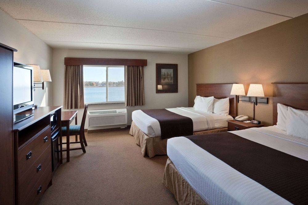 Room, 2 Queen Beds, Accessible, Non Smoking