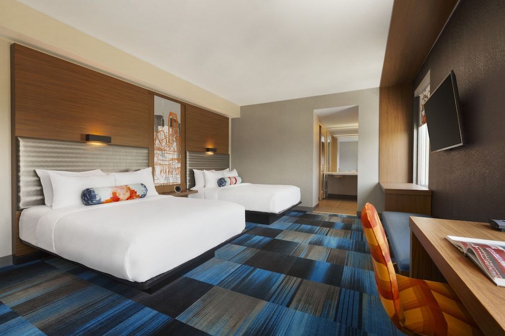 Room, 2 Queen Beds (Mobility Accessible, Tub)
