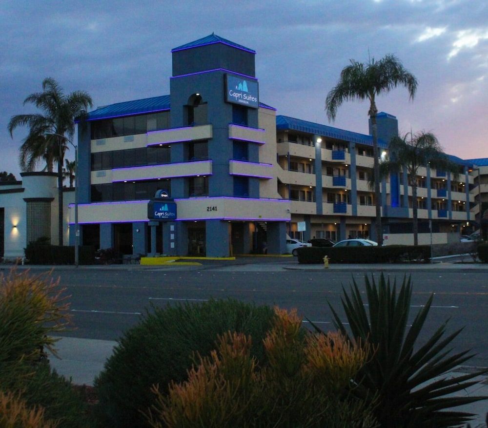 undefined Capri Suites Anaheim 9