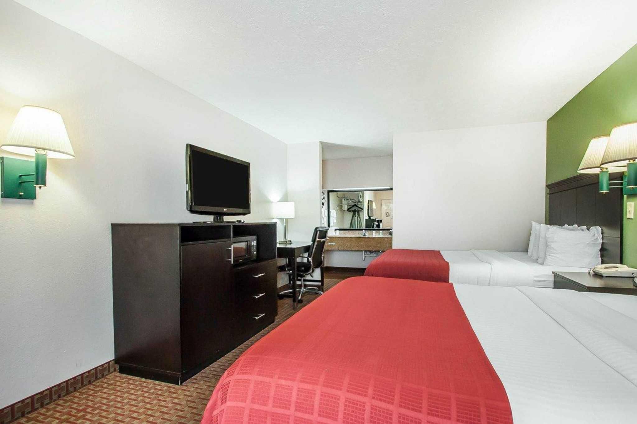 2 Queen Beds, Nonsmoking