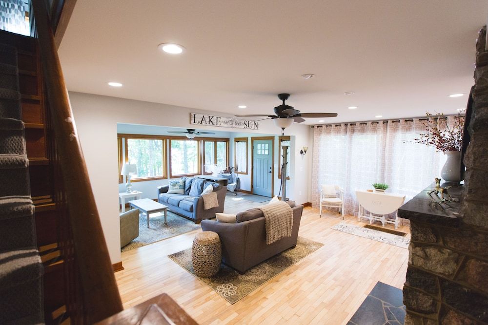 Deluxe House, 4 Bedrooms, Kitchen, Beachside