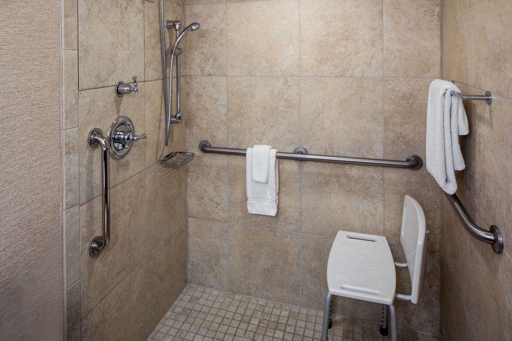 Room, 2 Double Beds (Mobility Accessible, Roll-In Shower)