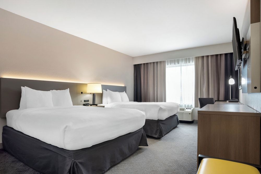 Standard Room, 2 Queen Beds, Non Smoking