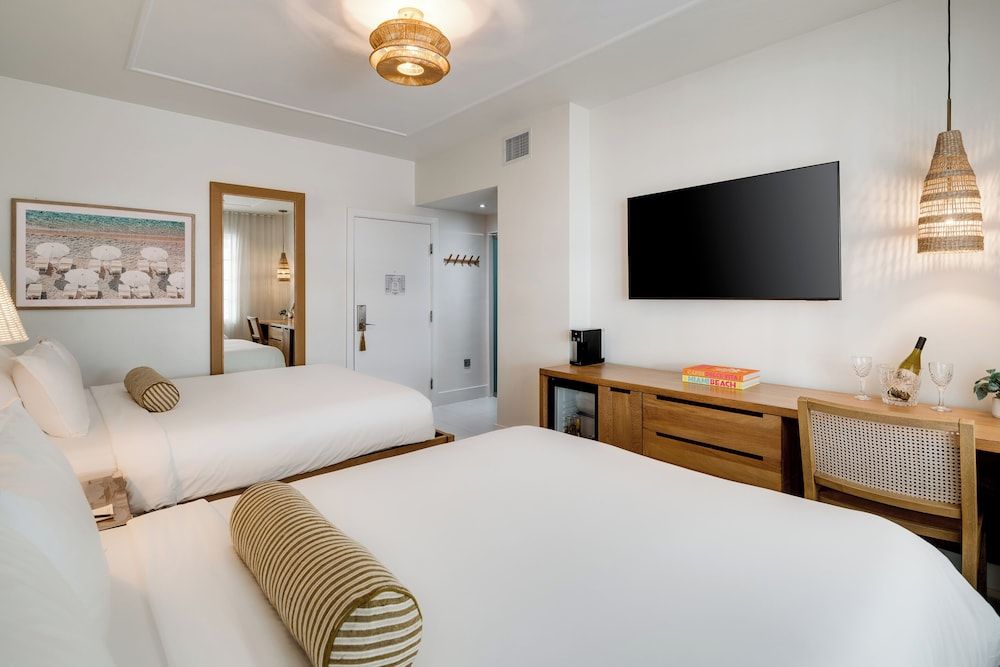 Deluxe Room, 2 Queen Beds, Park View