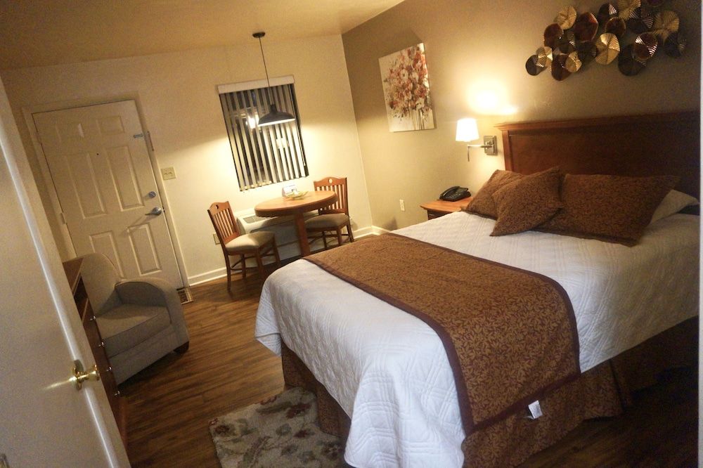 Studio Suite, 1 Queen Bed