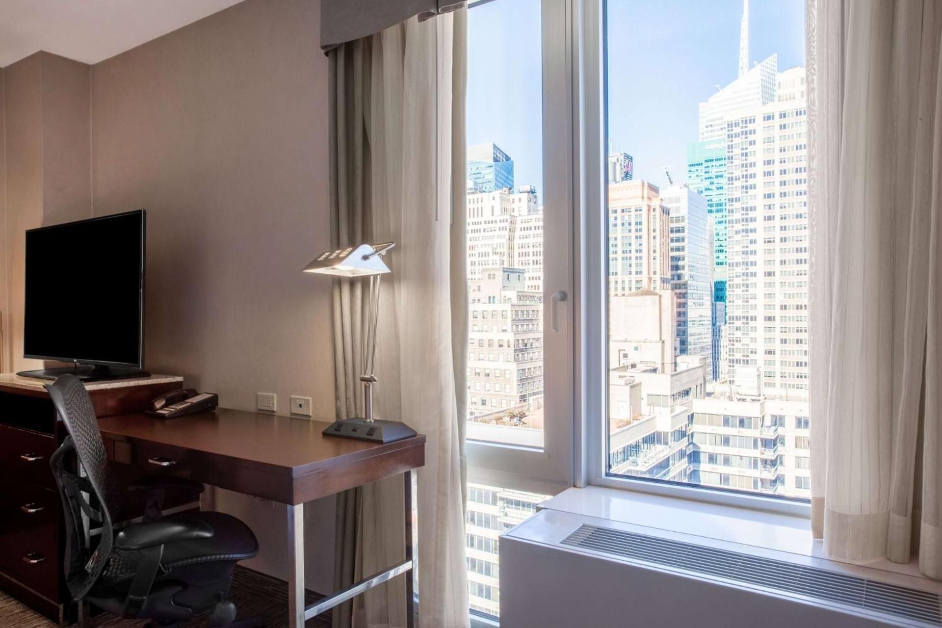undefined Hilton Garden Inn New York/West 35th Street 6