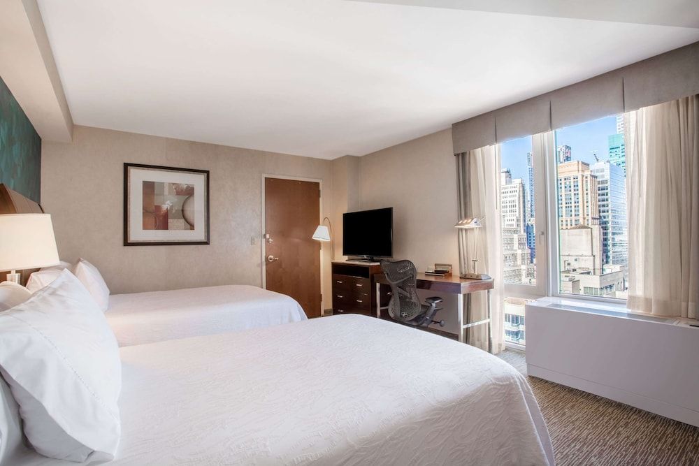 undefined Hilton Garden Inn New York/West 35th Street 7