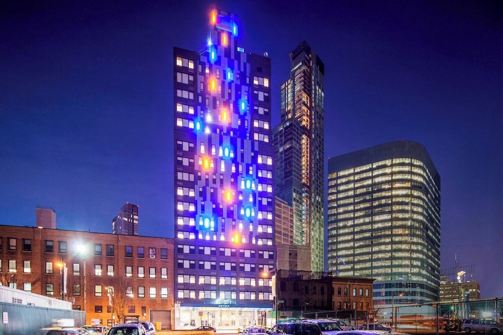 undefined Aloft Long Island City - Manhattan View