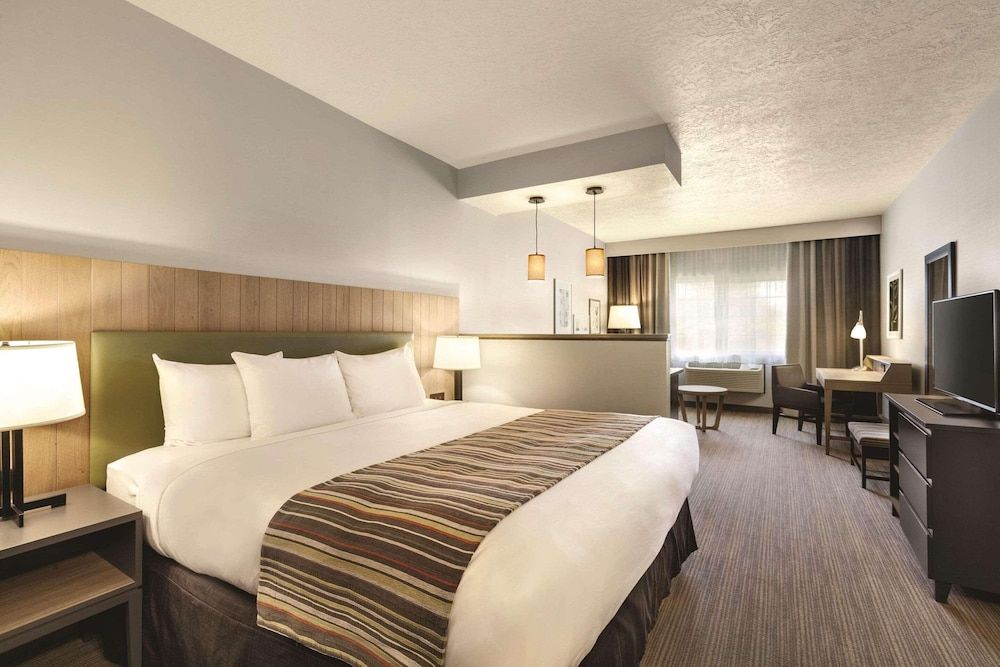 Studio Suite, 1 King Bed, Non Smoking