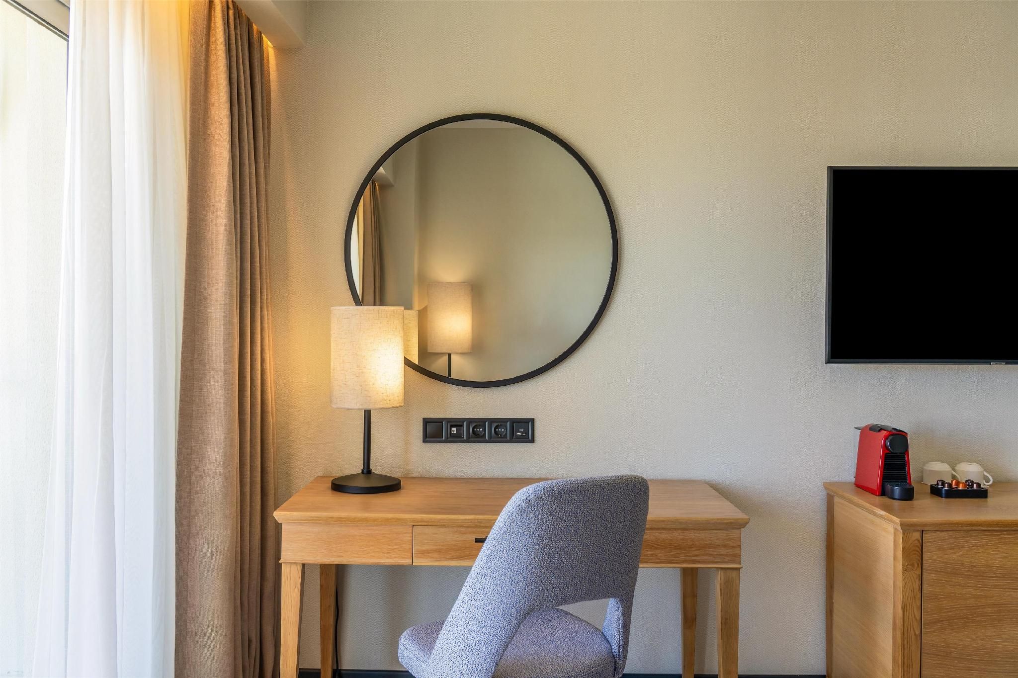 Radisson Blu Resort and Spa Cesme Standard Room 3