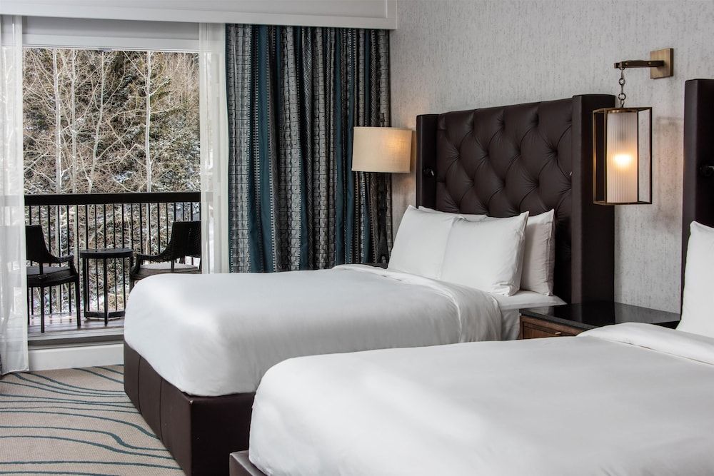 Premium Room, 2 Queen Beds, Mountain View