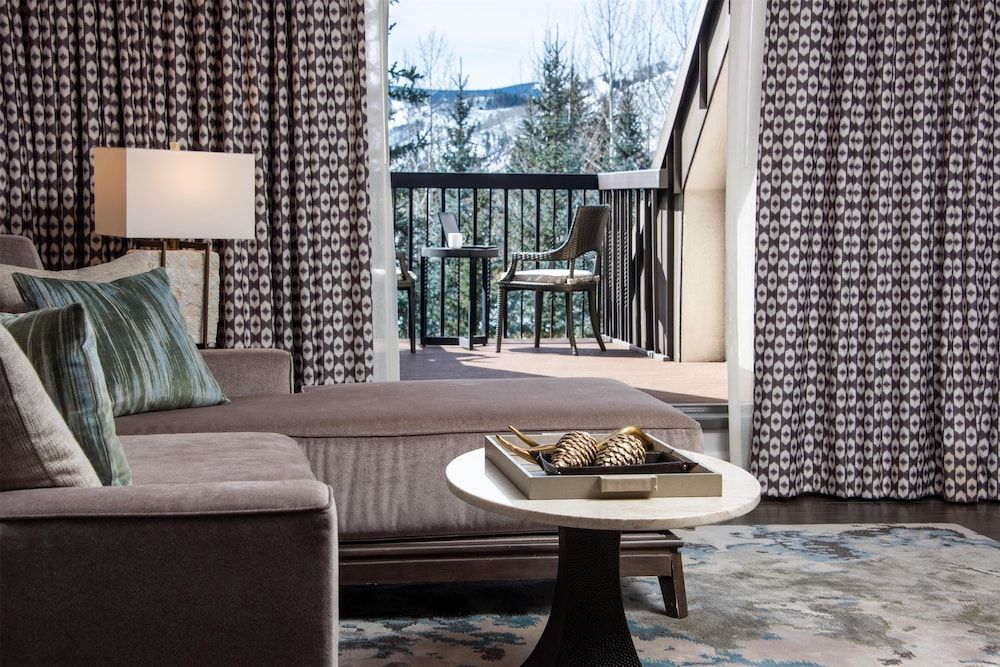 Grand Suite, Accessible, Mountain View