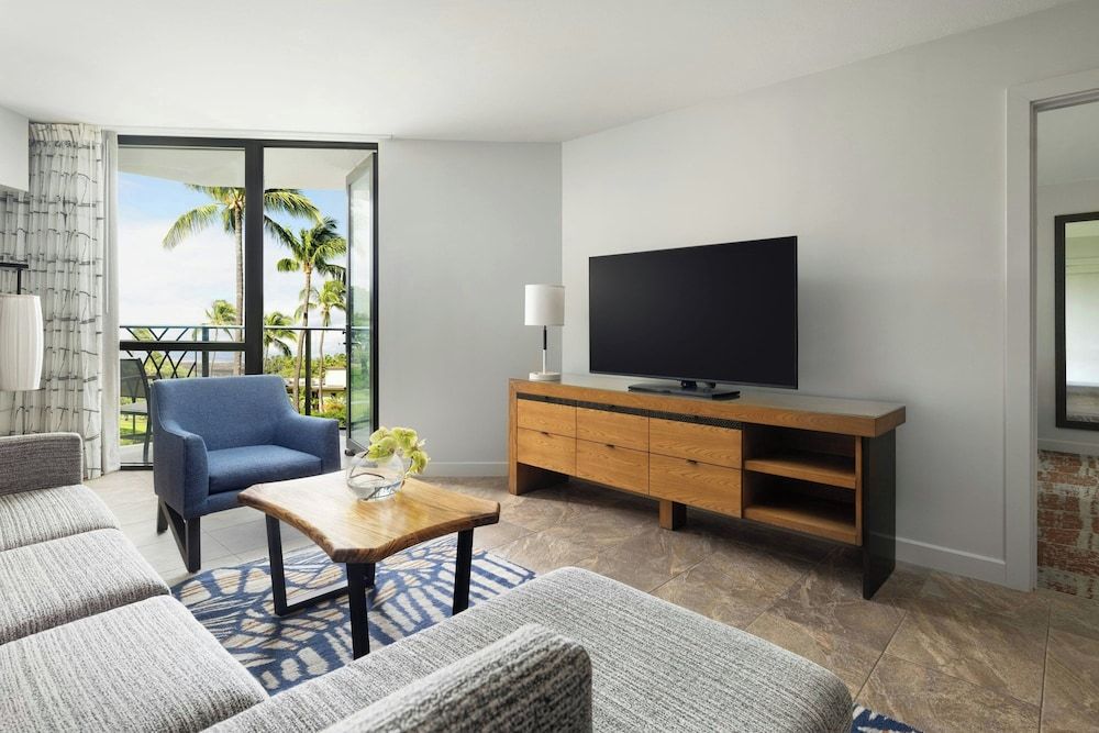 Suite, 2 Bedrooms, Balcony (Mobility Accessible, Roll-In Shower)