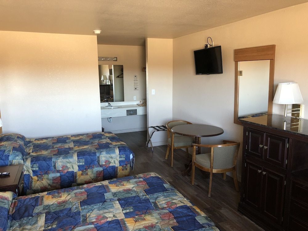 Rosener's Inn and banquet center Basic Room, 2 Double Beds 3