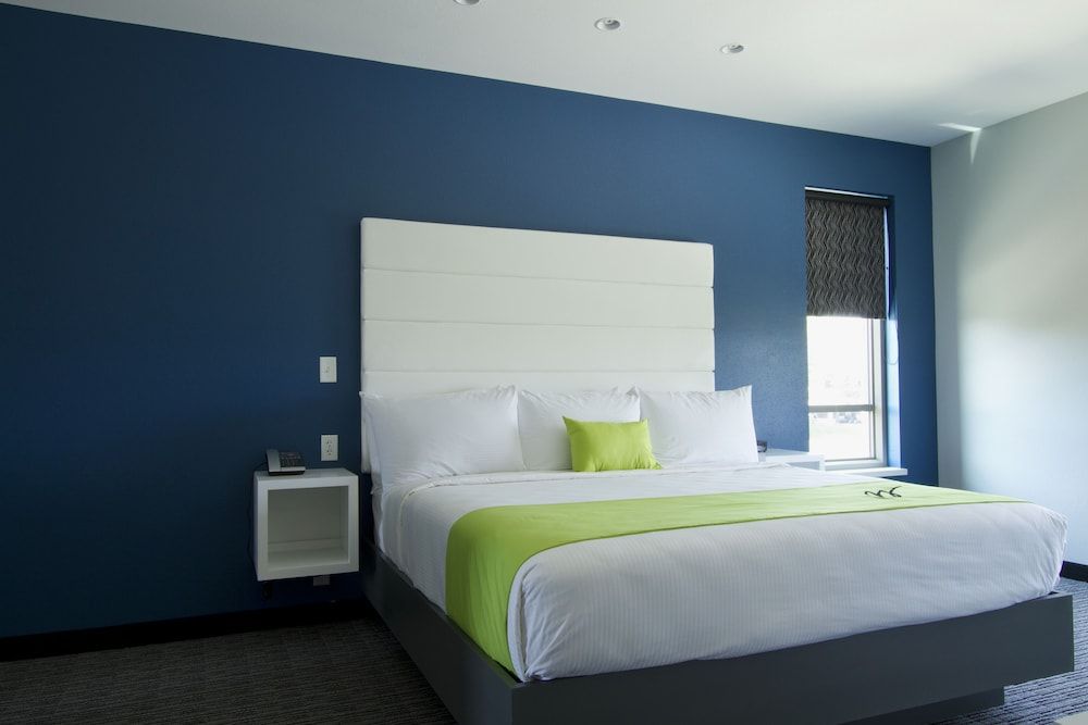 Standard Room, 1 King Bed, Non Smoking
