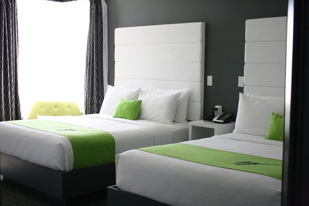 Suite, Multiple Beds, Accessible, Non Smoking