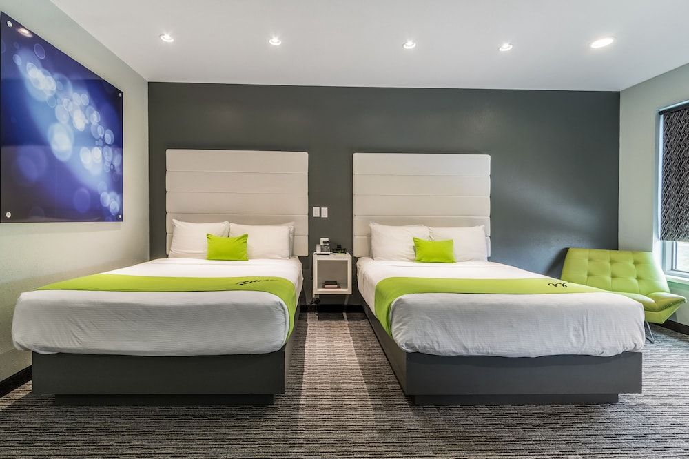 Standard Room, 2 Queen Beds, Non Smoking
