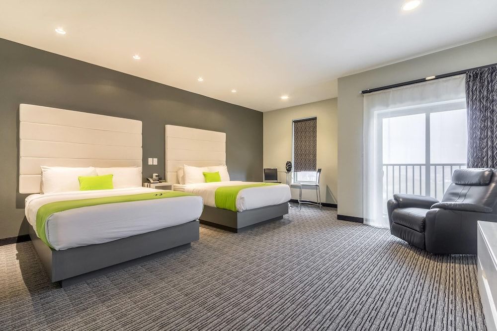 Room, 2 Queen Beds, Accessible, Non Smoking
