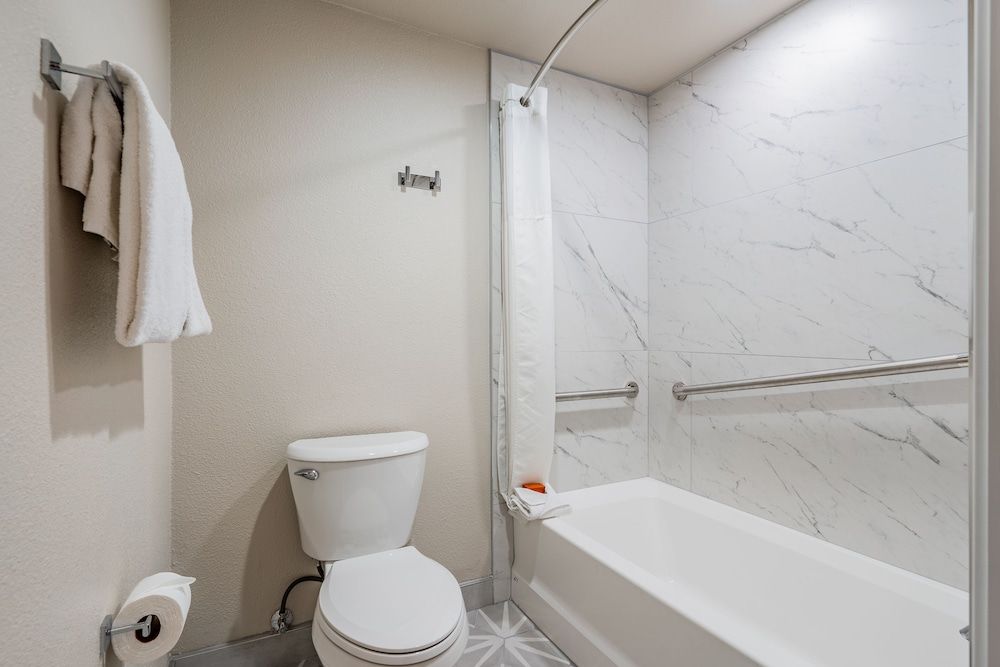 Luxury Plus Room- 2 Queen Beds