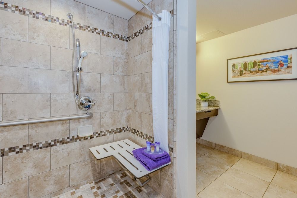 Classic Room - 2 Double Beds - Accessible