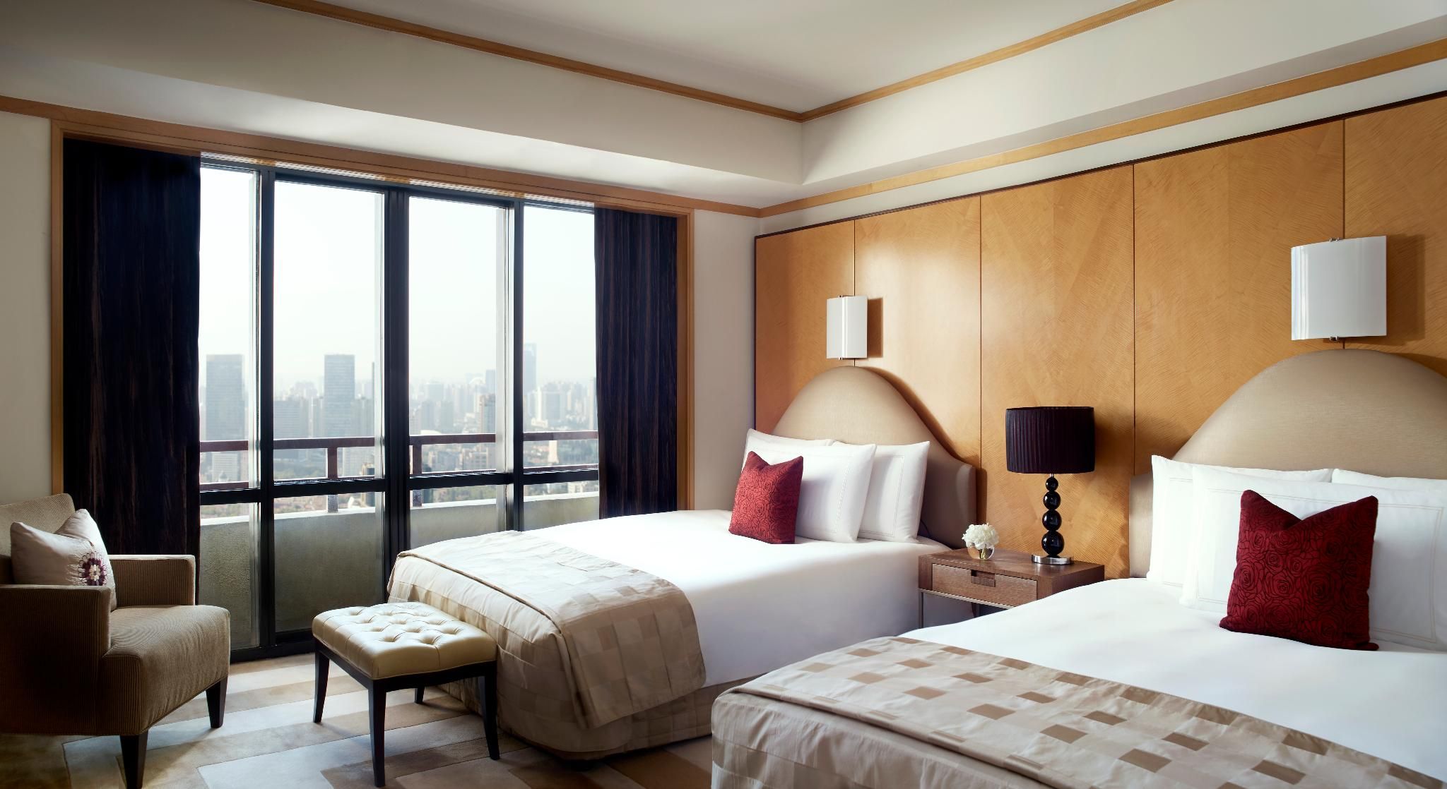 Club lounge access, 2 Bedroom Penthouse Suite, Bedroom 1: 1 King, Bedroom 2: 2 Double