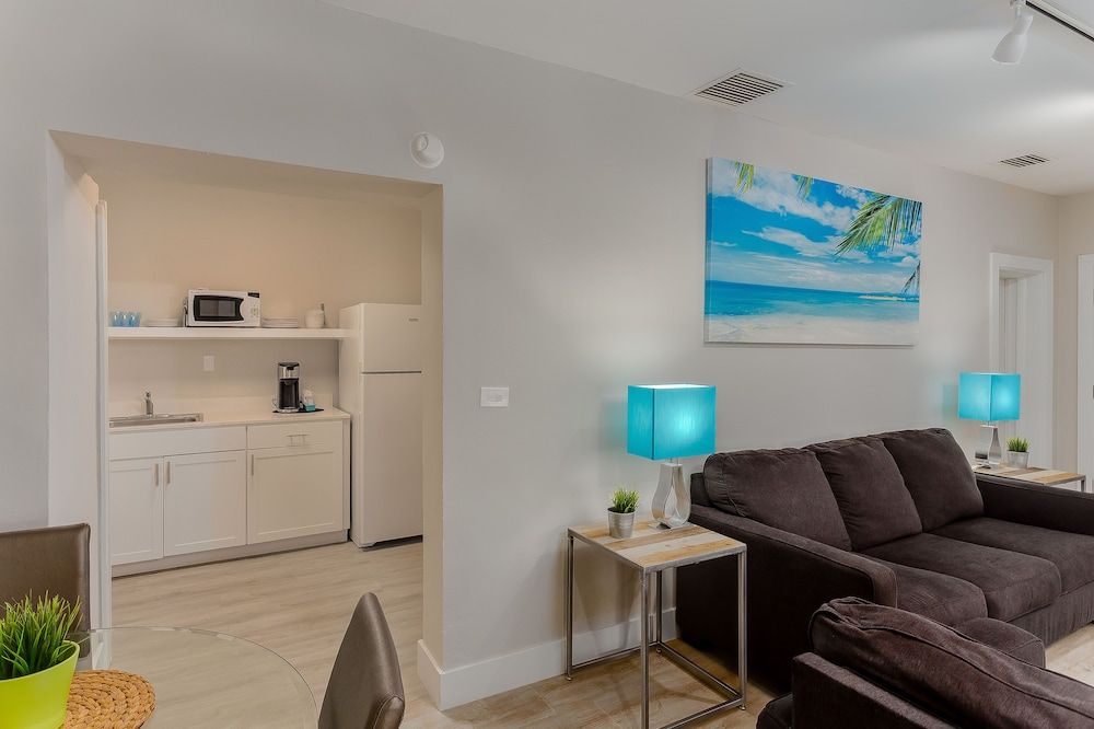 Drift Hotel Executive Suite, Kitchenette, Oceanfront (Accessible) 5