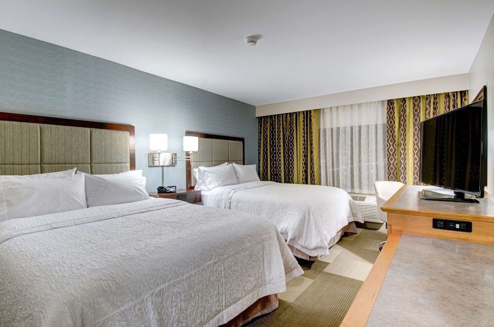 Room, 2 Queen Beds, Accessible, Non Smoking