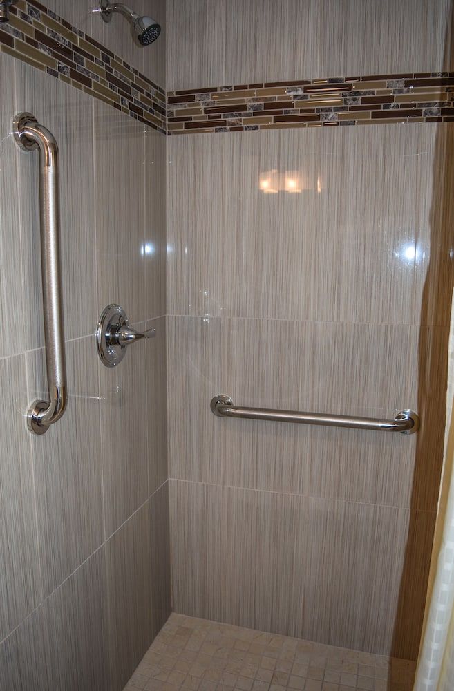 Padre Oaks Standard Room, 1 Queen Bed 6