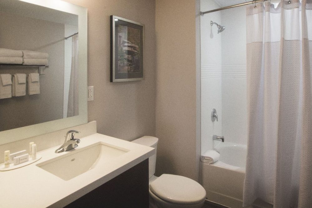 Studio, 2 Queen Beds, Non Smoking (Mobility/Hearing Accessible, Tub)