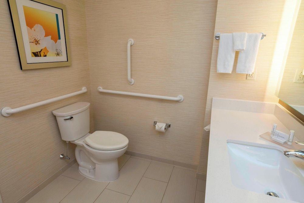 Fairfield Inn & Suites by Marriott Geneva Finger Lakes Room, 2 Queen Beds (Hearing Accessible)