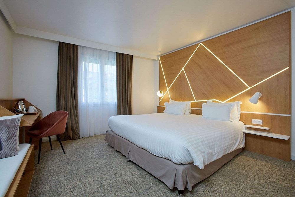 Best Western Plus Paris Meudon Ermitage Superior Room, 1 King Bed, Non Smoking, Terrace (Larger Room) 6