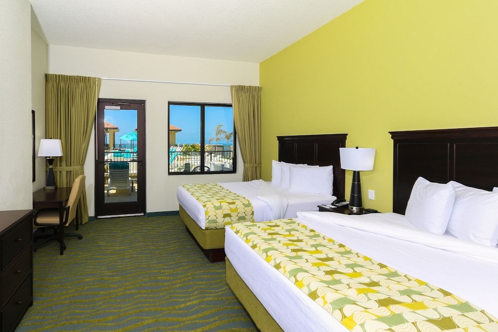 Edge Hotel Clearwater Beach Room, 1 King Bed, City View 6