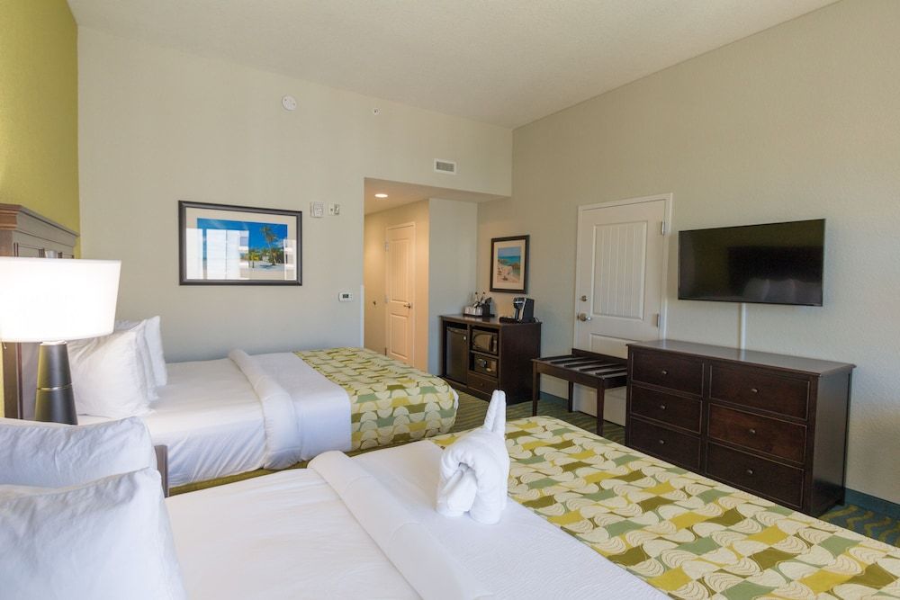Edge Hotel Clearwater Beach Room, 2 Queen Beds, City View 3