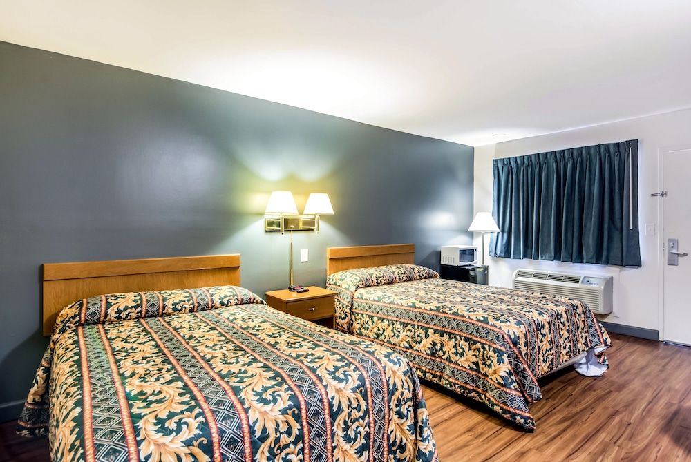 Standard Room, 2 Double Beds, Smoking