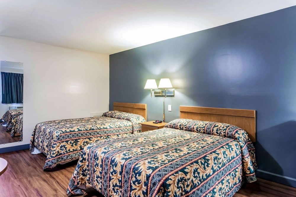 Standard Room, 2 Double Beds, Smoking