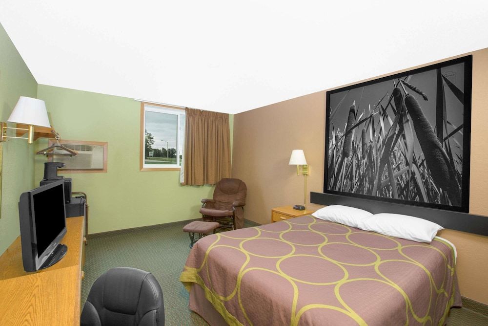 Room, 1 Queen Bed, Accessible, Non Smoking (Mobility Accessible)