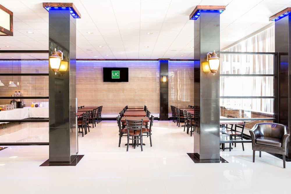 undefined LIC Hotel 7