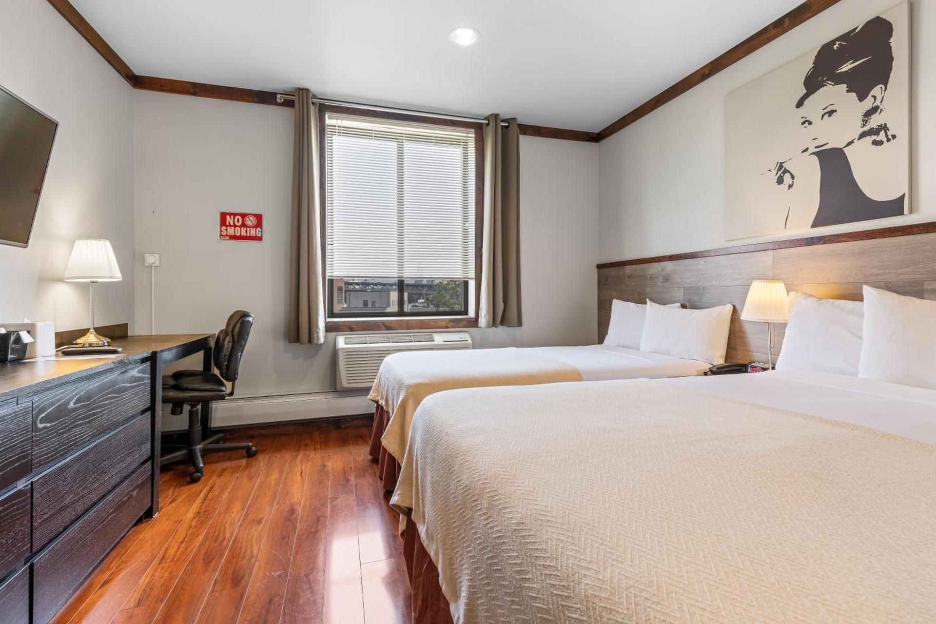 undefined LIC Hotel 2